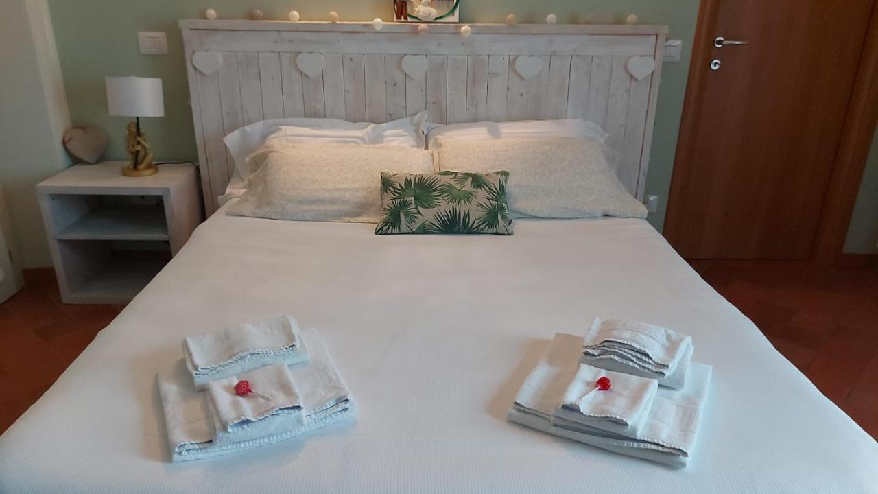 Casa Vacanza Nonno Gigi Mandello del Lario Bagian luar foto